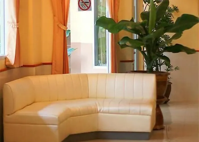 Cozy 3* Бангкок